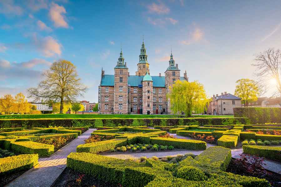 羅森堡城堡：丹麥保存最好的文藝復興式宮殿