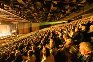 神韻熱在法國波爾多持續升溫 精英讚譽不絕