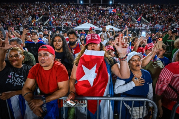 袁斌：卡斯特羅孫子的公開喊話說明甚麼？