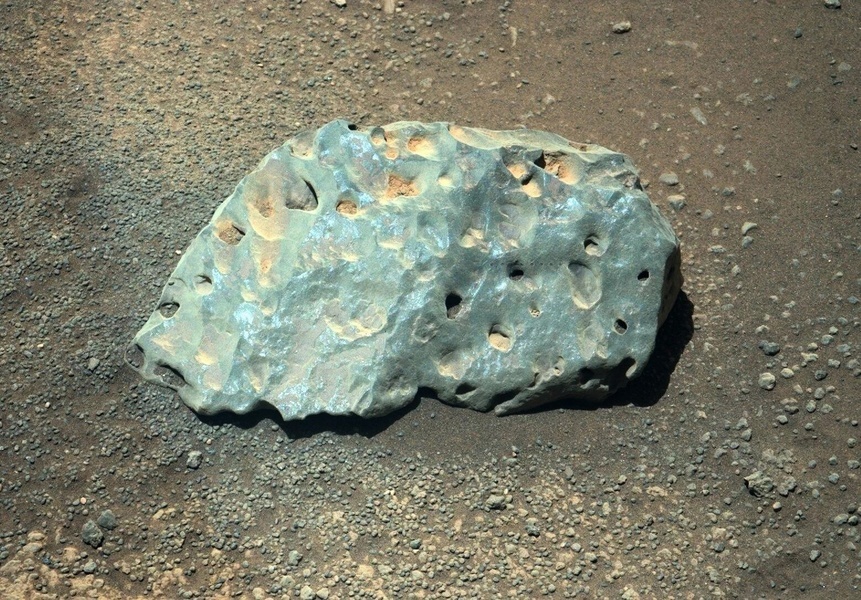 毅力號首次用激光探查火星上神秘石頭