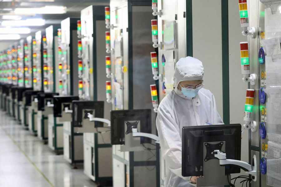 大陸科企換總部換國籍 紛紛去中國化