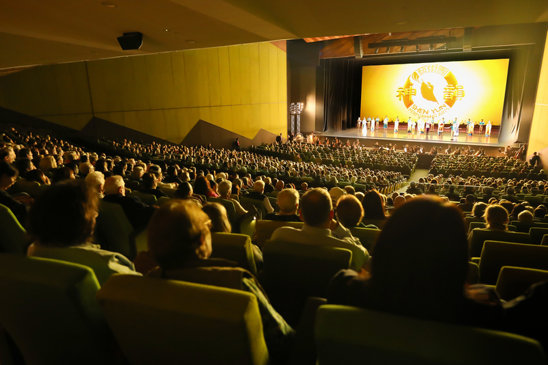 「神韻展現神降臨的神聖」 墨爾本連續滿場