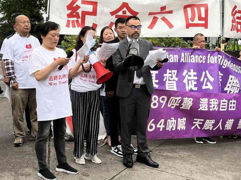 專訪知名博客：世人欠法輪功一句對不起