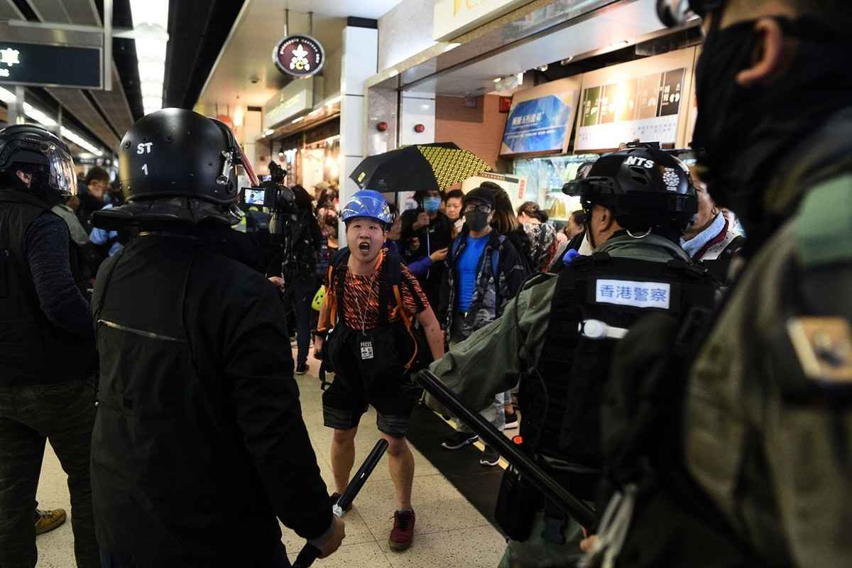 12 15反暴政直播 港商場 和你christmas Shop 大紀元時報香港 獨立敢言的良心媒體 12 15反暴政直播 港商場 和你christmas Shop 大紀元時報香港 獨立敢言的良心媒體