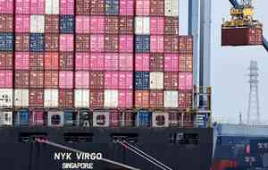 特朗普簽公告 延後一年調漲傢俬櫥櫃關稅