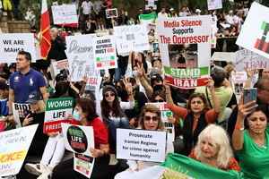 美國數千人抗議 籲拜登停止支持伊朗政府