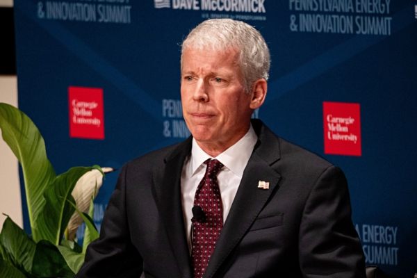 美能源部長稱委內瑞拉石油收入將用於重建該國經濟