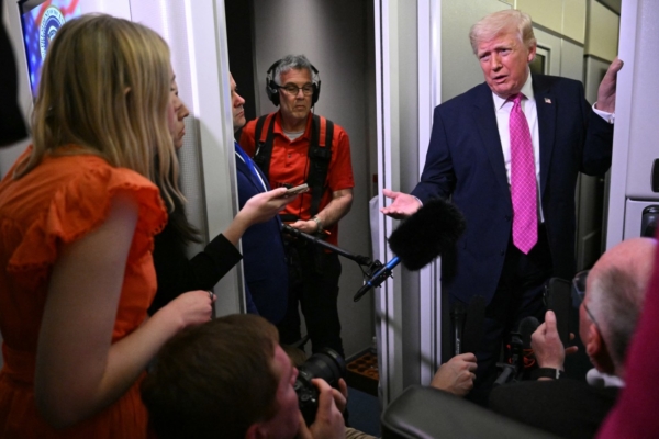 特朗普：若不達協議 將徹底摧毀伊朗能源系統