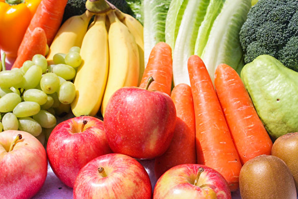蔬菜和水果都要均衡攝取。（Shutterstock）