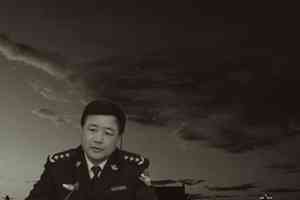 王友群：公安部長王小洪正站在懸崖邊上