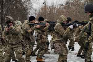 白宮促烏克蘭降低徵兵年齡 擴大軍力與俄作戰