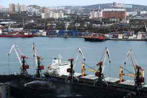 俄烏戰僵持之際 俄羅斯開放海參崴港給中共 專家析解