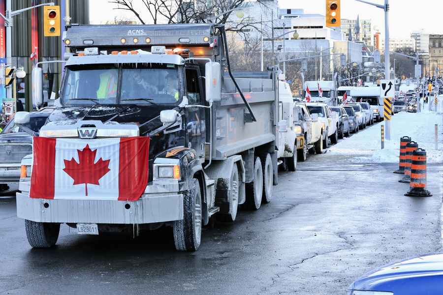 抗議疫苗令 加拿大老兵從溫哥華步行至安省