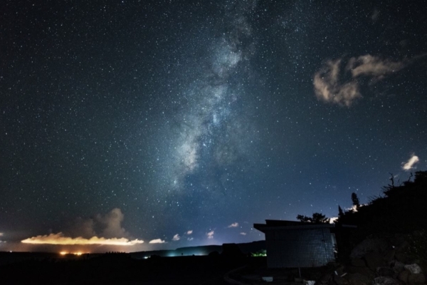 七夕逢英仙座流星雨活躍期 莫忘觀賞星空