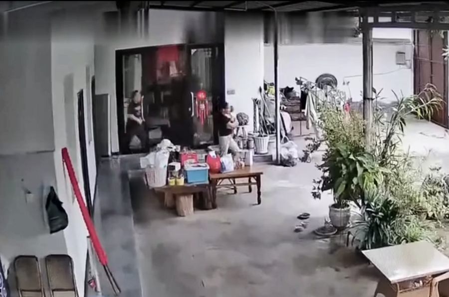 雲南盈江連發兩次地震 民眾緊急避險