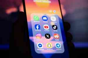 山東錄用公務員要查社媒言論 遭批