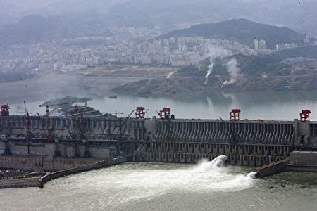 三峽大壩變形滲漏 王維洛：三峽防洪工程大失敗
