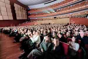 神韻米蘭熱演 企業界精英與神性內涵共鳴