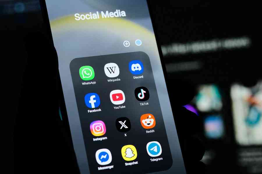 英監管機構：TikTok和YouTube保護兒童不力