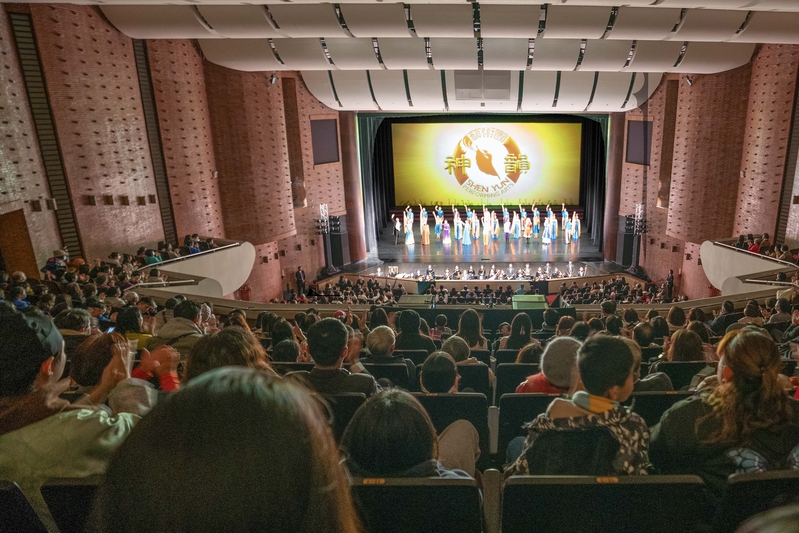 台灣嘉義首場售罄 縣長讚神韻世界影響力深遠