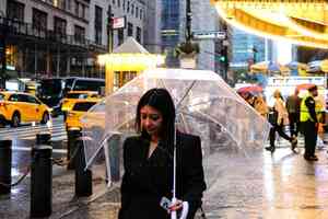 多宗風暴侵襲美東和美西 至少1死 多人失蹤