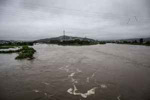 強熱帶風暴登陸日本東北部 帶來創紀錄降雨