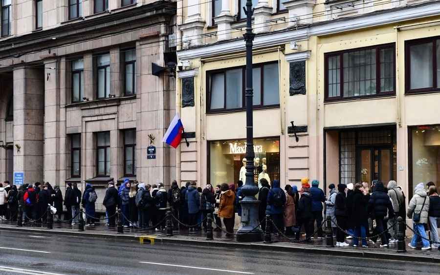 俄羅斯大選 多個投票處現抗議活動