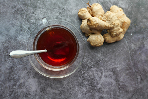 黑糖生薑紅茶可促進代謝 。（Shutterstock）
