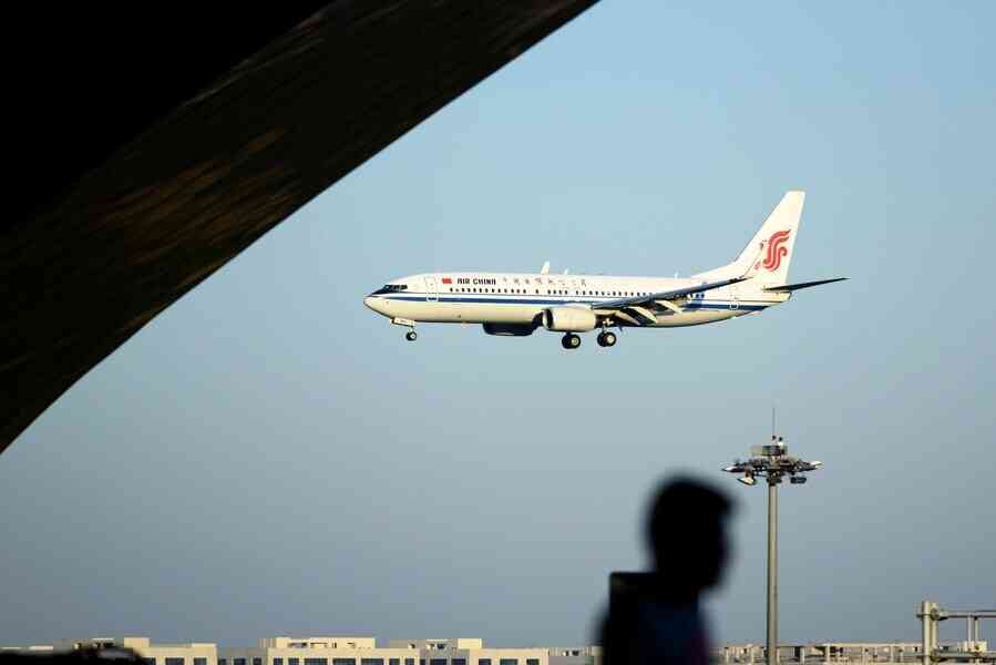錄音：國航客機與順豐貨機在俄險些正面相撞