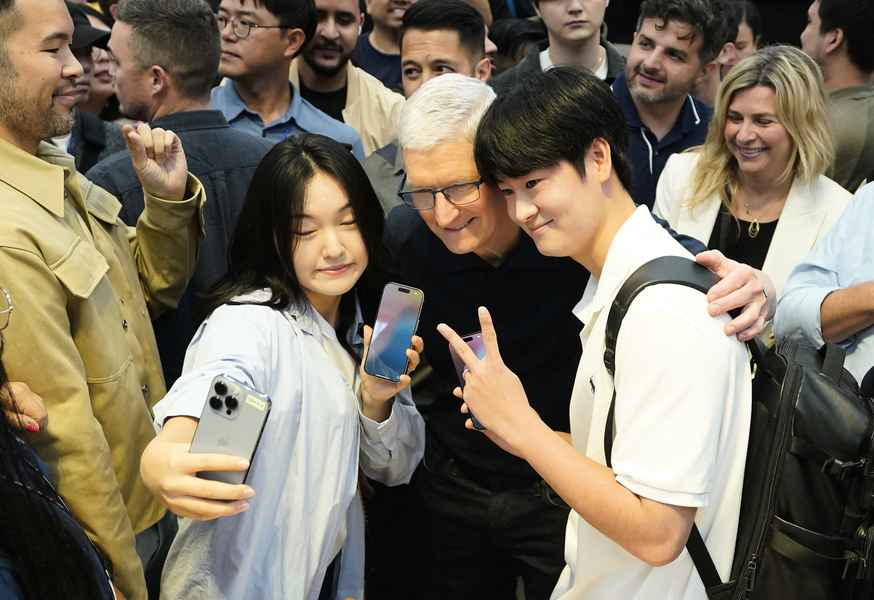 iPhone 16開售 各地「果粉」興奮欣喜（多圖）