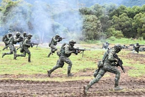 分析：捍衛自由 台灣可建陸軍國民警衛隊