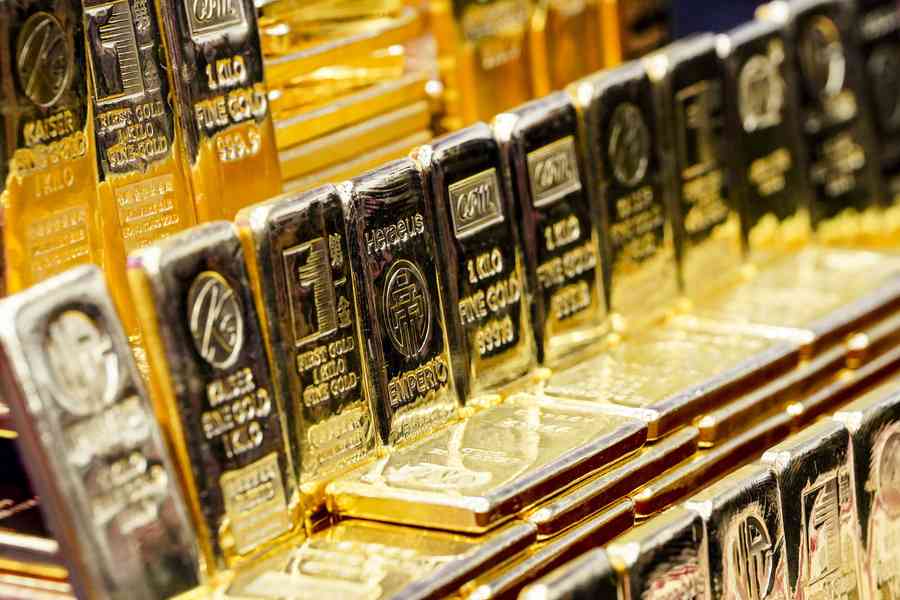 金價再創新高 現貨黃金盤中突破4400美元