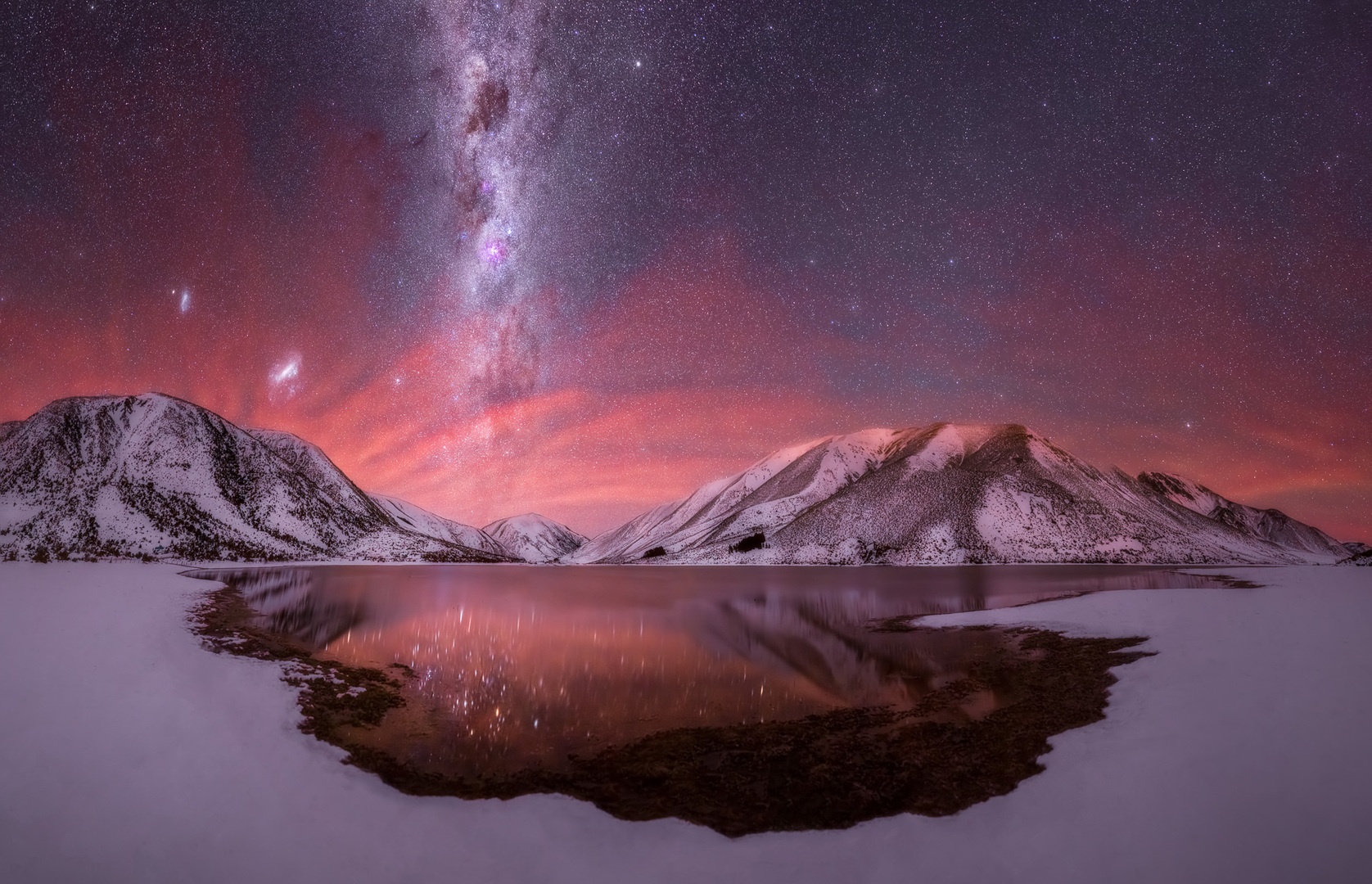 《冬天的氣輝》，地點：紐西蘭南阿爾卑斯山。（Larryn Rae via Capture the Atlas提供）