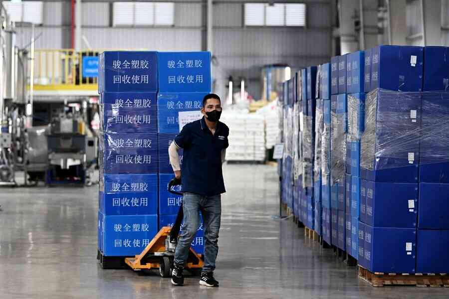 消息：美海關突擊檢查越南中資工廠
