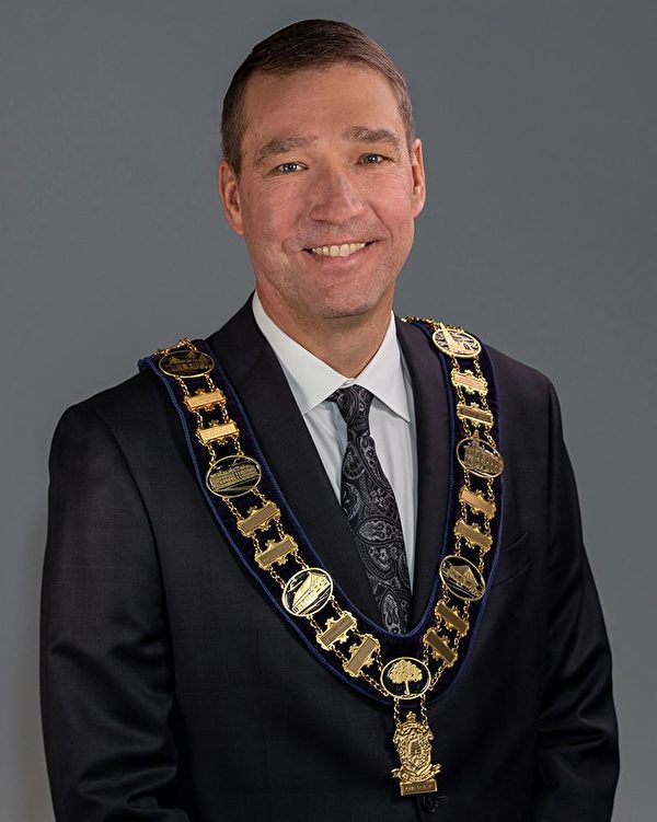 加拿大安省新市鎮都約翰‧泰勒市長。（約翰‧泰勒市長官方網站）