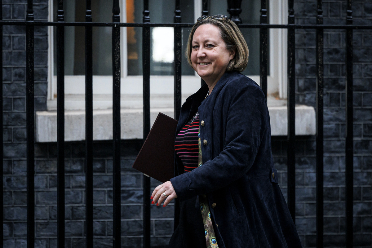 2022年1月25日，英國倫敦，英國國際貿易大臣卓雅敏（Anne-Marie Trevelyan）抵達唐寧街。（Rob Pinney/Getty Images）