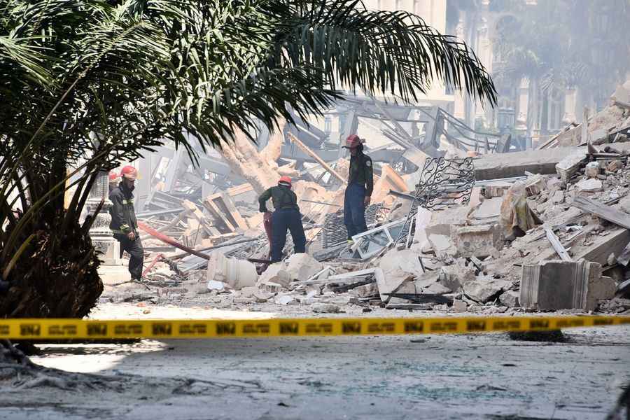【更新】夏灣拿一酒店大規模爆炸 至少9死