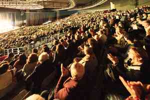 神韻法國魯昂再次爆滿 藝術界與商界精英齊讚