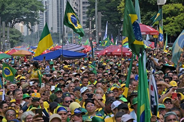 【名家專欄】數百萬巴西人湧上街頭爭取民主