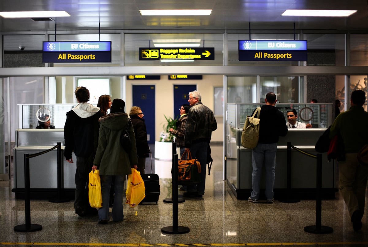 歐盟宣布，將放鬆旅行限制。圖為機場示意圖。（Ben Borg Cardona/AFP）