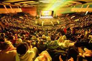 神韻「帶來希望」 法國土倫連四場爆滿