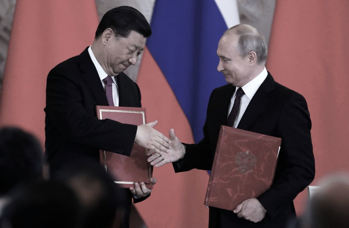 2019年6月5日俄羅斯總統普京和習近平在莫斯科克里姆林宮舉行會談後出席簽署儀式。（MAXIM SHIPENKOV/AFP via Getty Images）