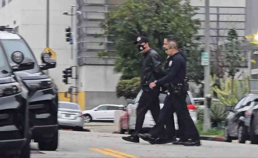 涉襲擊抗議者 洛杉磯中領館保安被美方逮捕