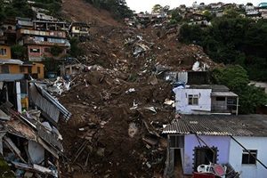 巴西爆發洪水泥石流 至少110死約130人失蹤