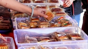 這月餅你敢吃嗎？影片曝中國製食品安全問題