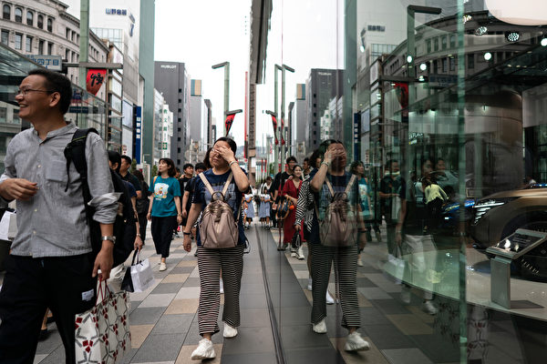 日本放寬中國遊客赴日要求 將推出10年簽證