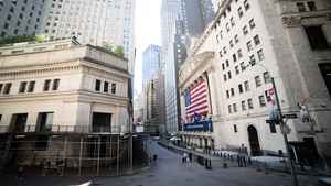 華爾街因疫情大裁員 2008年以來最多