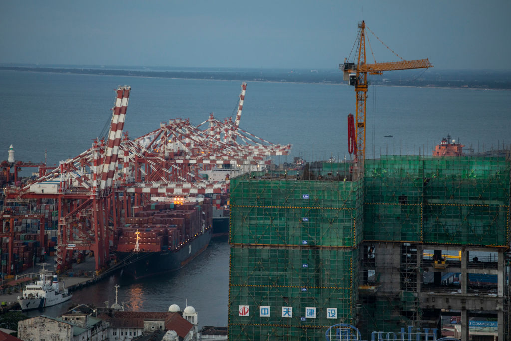 圖為位於斯里蘭卡的科倫坡深海港，該項目由中方管理和運行。（Paula Bronstein/Getty Images）