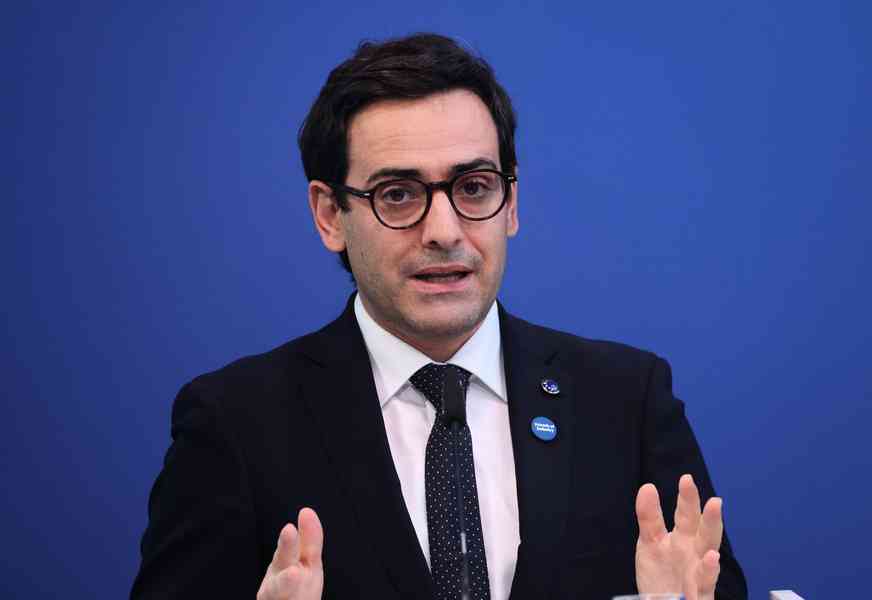 歐盟專員：須保護歐洲汽車業免受中企衝擊