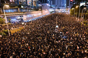 王友群：香港人發出「不信中共」的震天怒吼